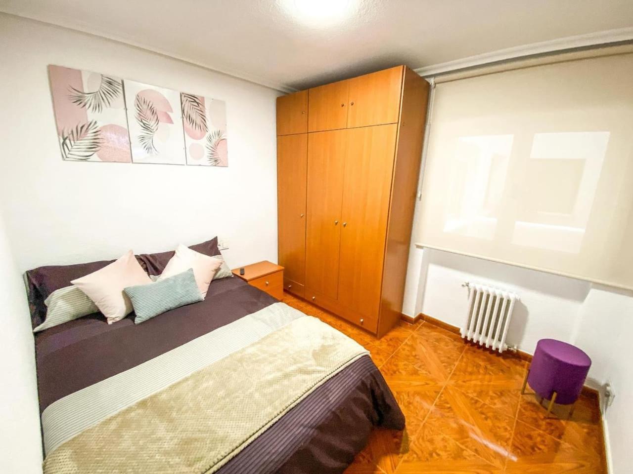 Apartament Residencial Leyra, Piso Centrico De 6 Habitaciones, 8 Camas *